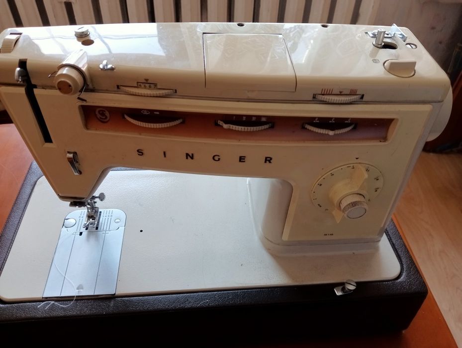 Maszyna do szycia Singer 518