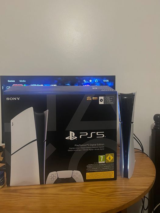 PS5 Digital 320€