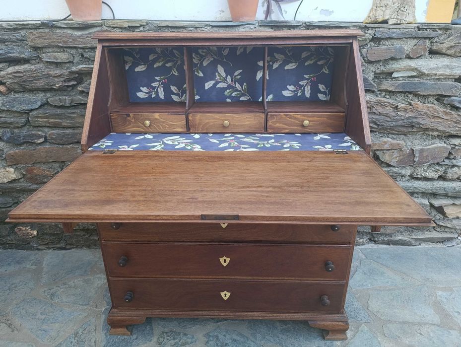 Escrivaninha vintage
