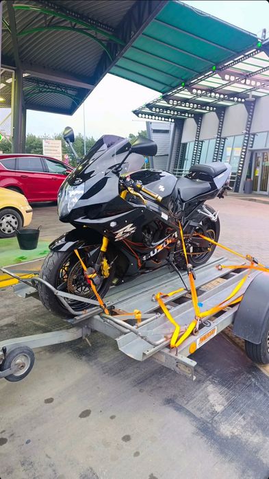 Suzuki GSXR 1000 k4