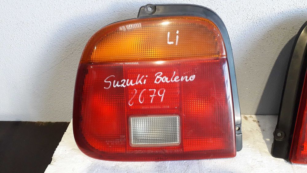 Farol Direito e Farolim SUZUKI BALENO