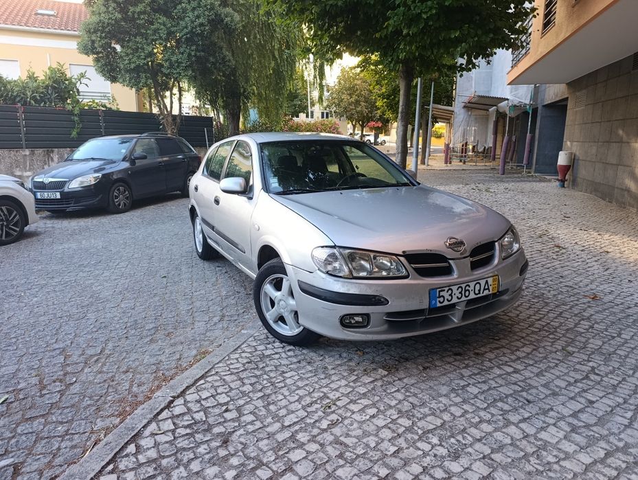 Vendo Nissan Almera N16 1.5 16 válvulas ano 2000