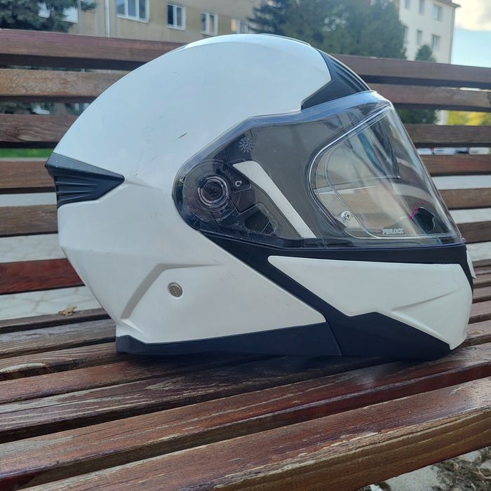 Шолом SMK Gullwing solid glm 100 white