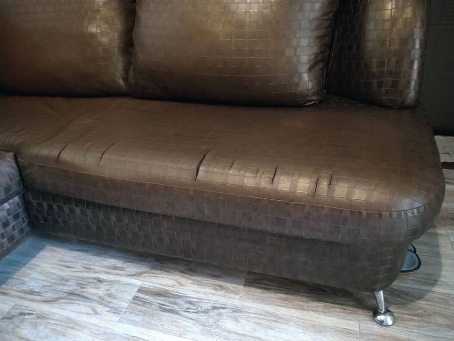 Продаю кутовий диван