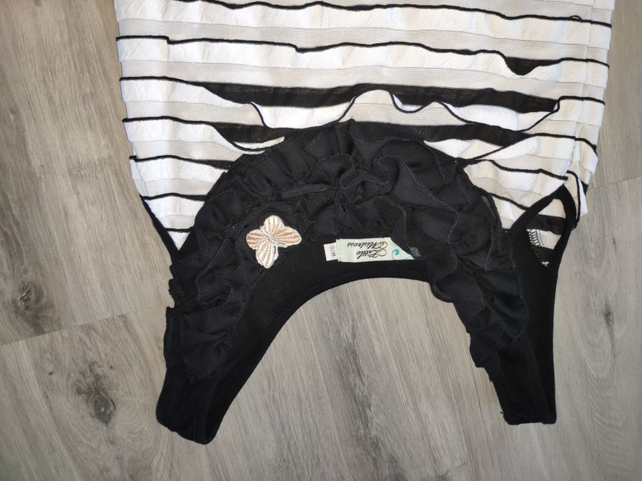 Sukienka biało czarna