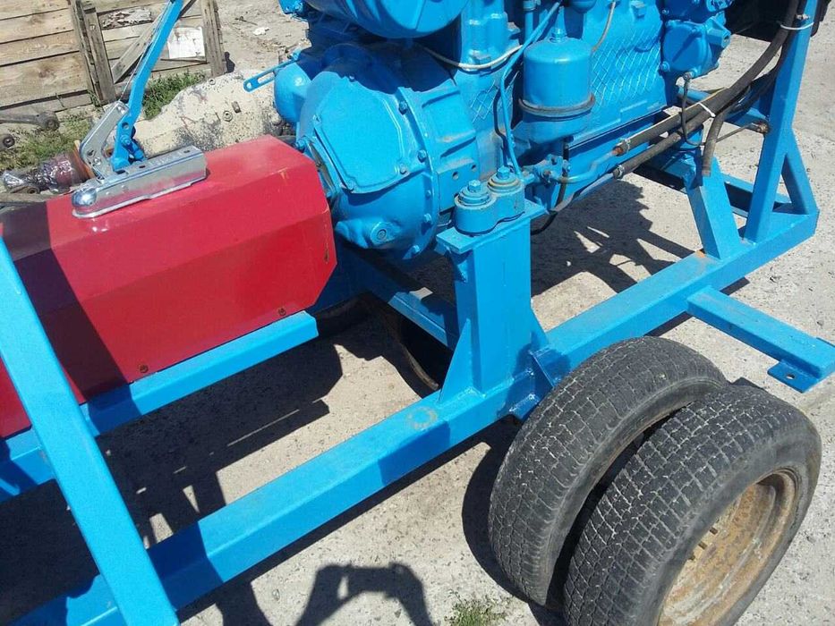 Пневмоперегружатель зерна ПТЗ-30 дизель  пневмотранспортер