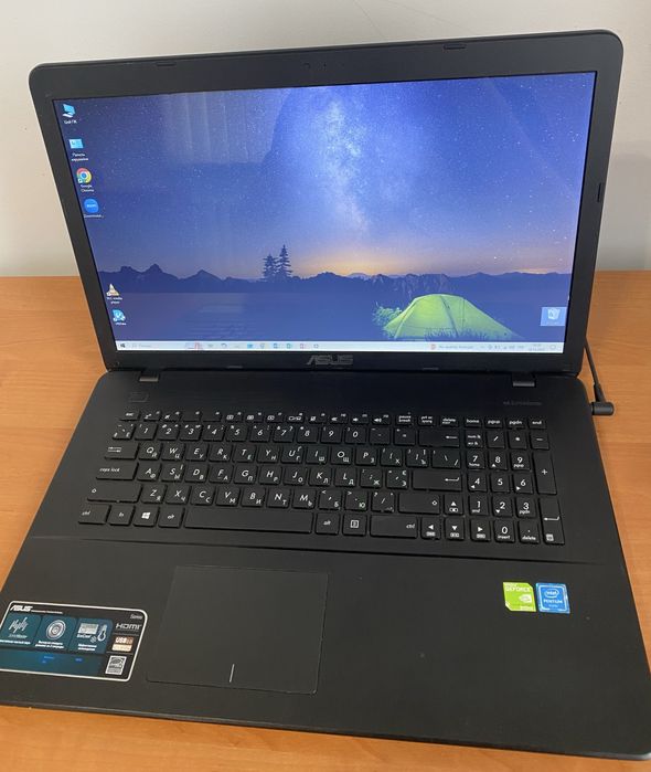 Ноутбук бук ASUS F751S.