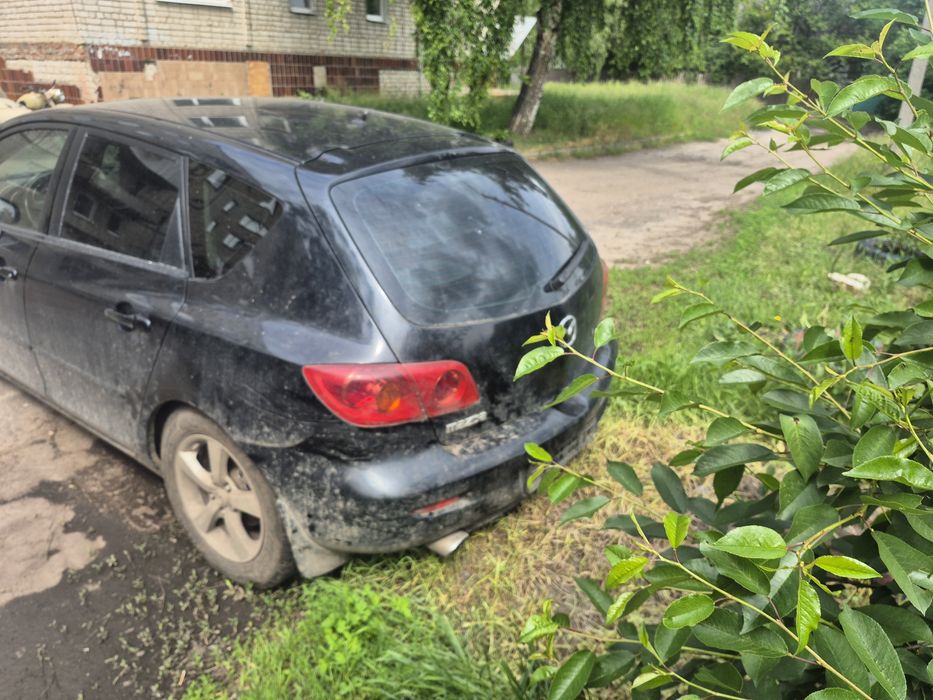 Продам мазду на реєстрації