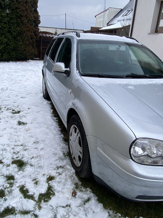 sprzedam volkswagen golf 2003 rok