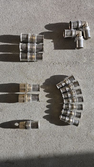 Złączki pex  wavin 25, 16 na 20, różne