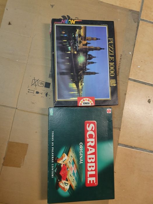 Jogo de tabuleiro e Puzzele de mil peças
