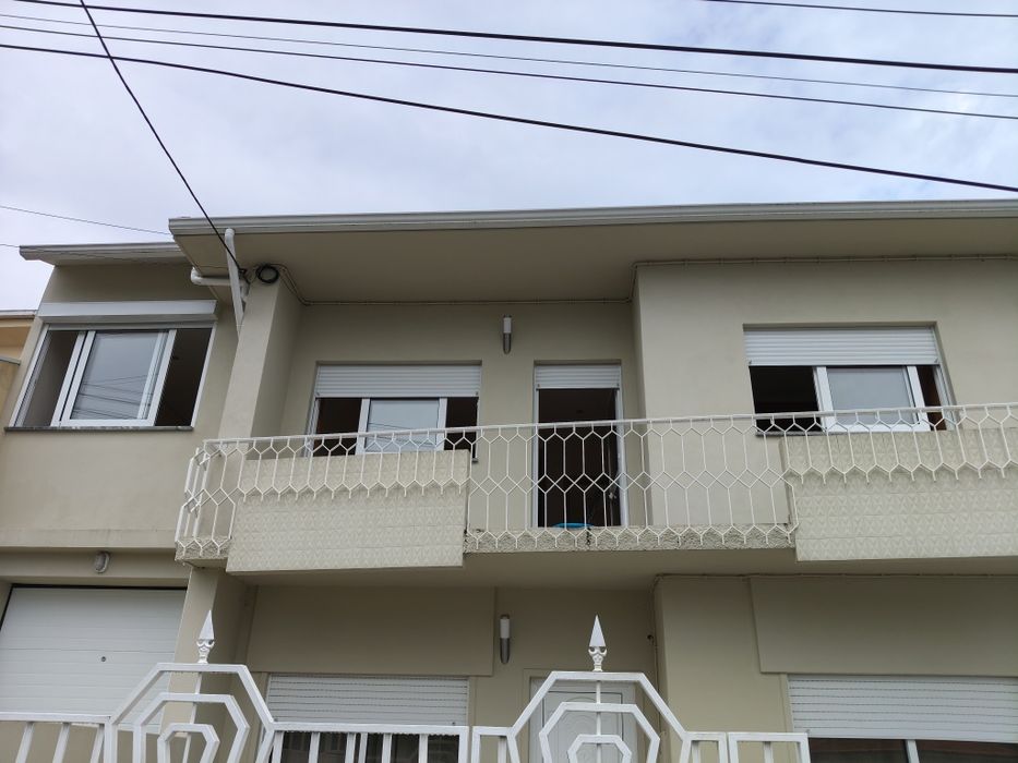 Aluguer Andar Moradia T2 - Cabeda