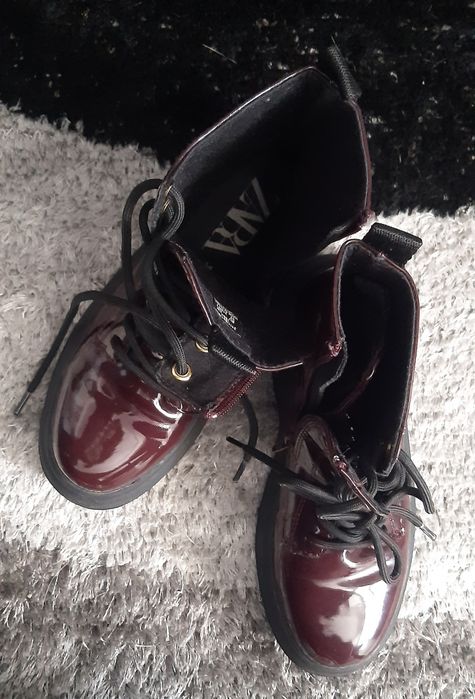 Botas ZARA Bordeaux cano baixo 33