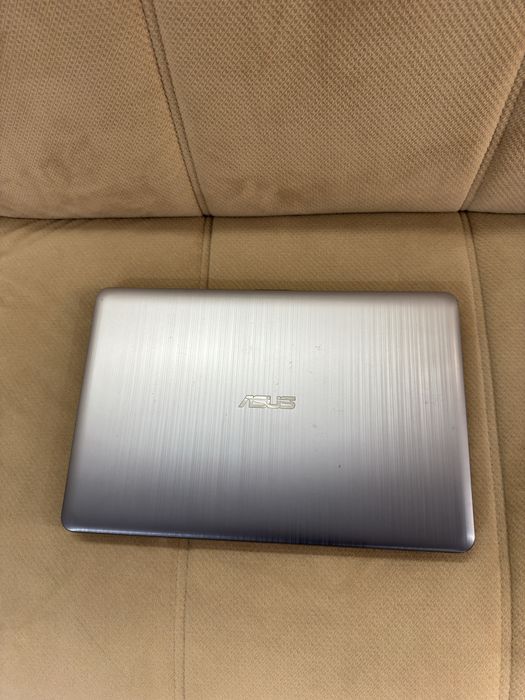 Ноутбук ASUS X541S