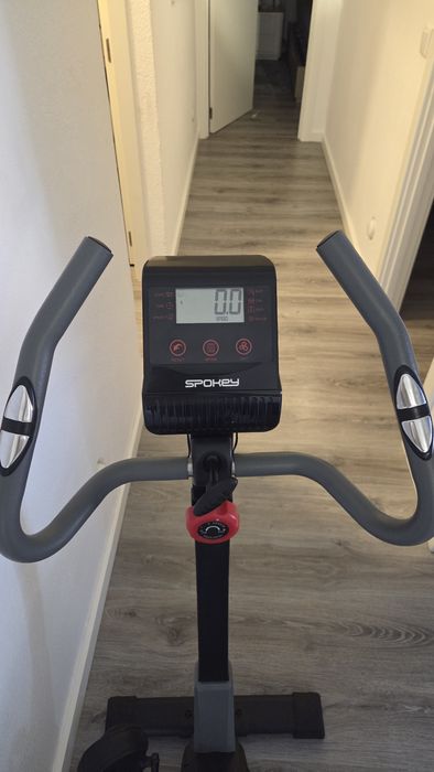 Bicicleta estática / de manutenção Spokey Gradior - Excelente estado