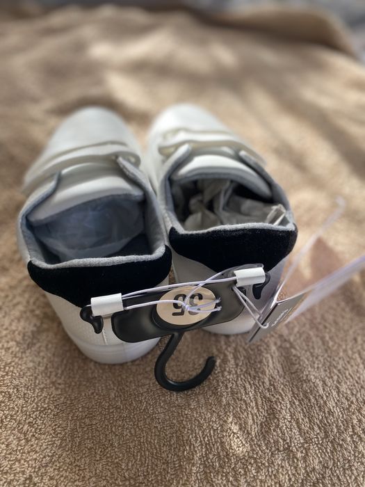 Продам кеди.