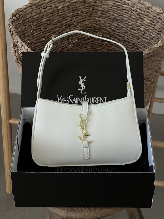 Сумка Saint Laurent Le 5 à 7