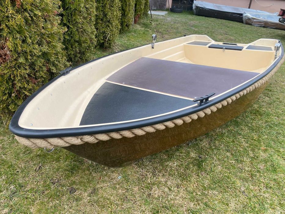 Łódź Łódka wędkarska wiosłowa Lobster 380 z PLATFORMĄ LINA brąz/beż CE