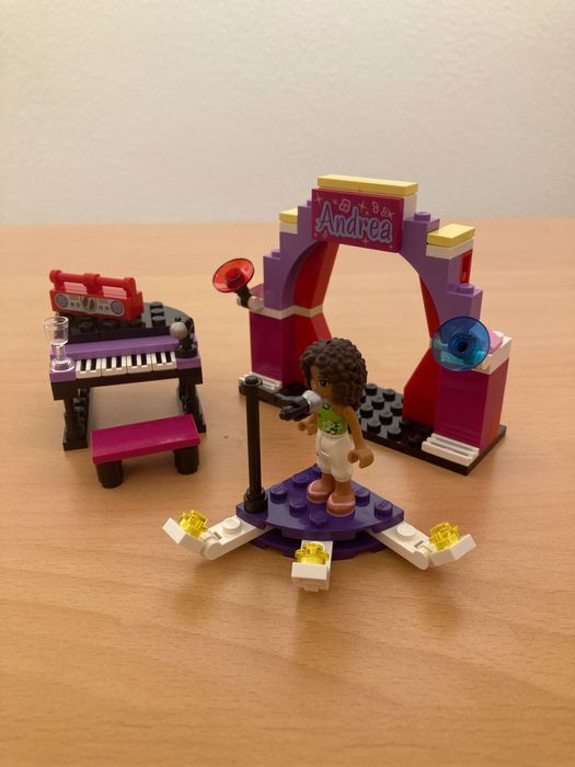 Lego Friends - O Palco da Andrea