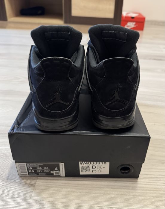 Air Jordan 4 Black Cat