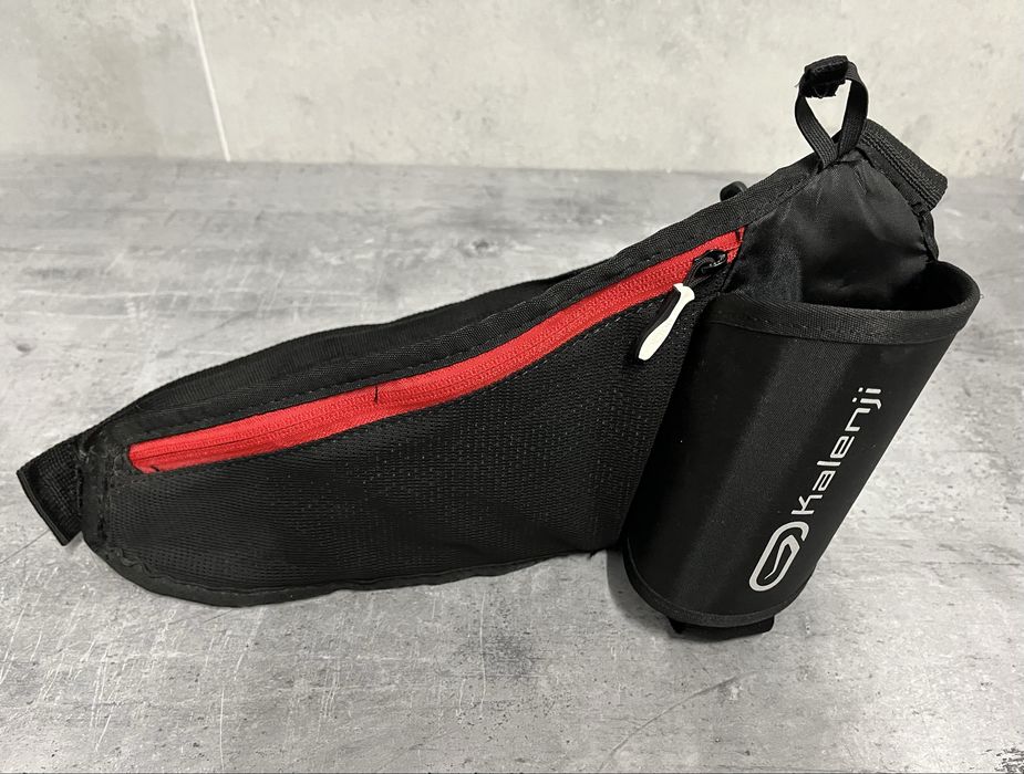 Pas do biegania z uchwytem na bidon torebka nerka do biegania Kalenji