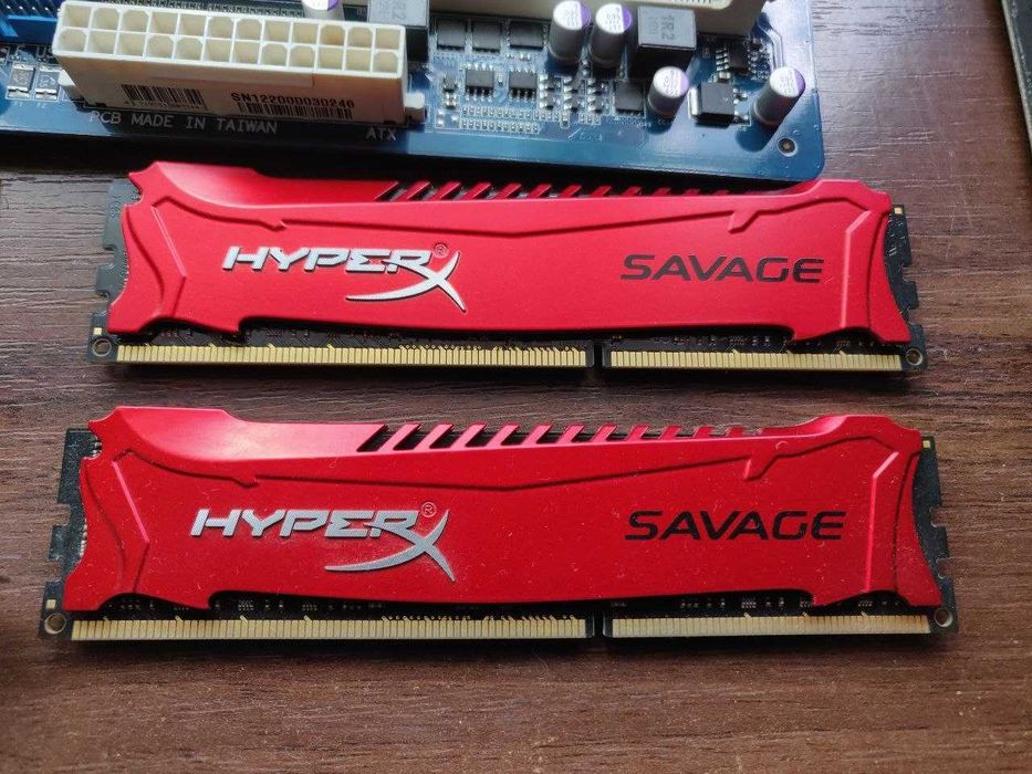 DDR3 HyperX SAVAGE 2400 MHz