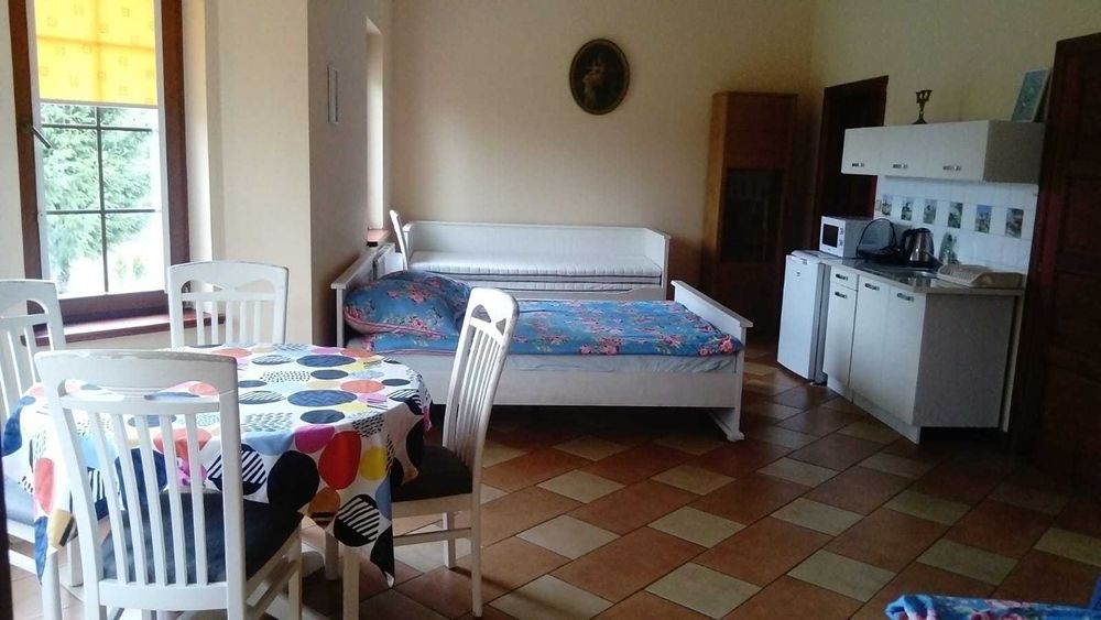 Apartamenty i pokoje pracownicze