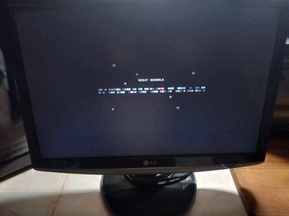 Monitor LG 19 cali kabel zasilający sprawny