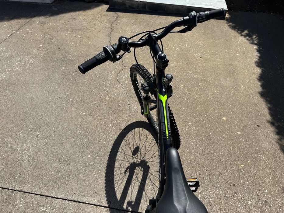 Bicicleta RockRider 8-12 Anos Preta e Verde