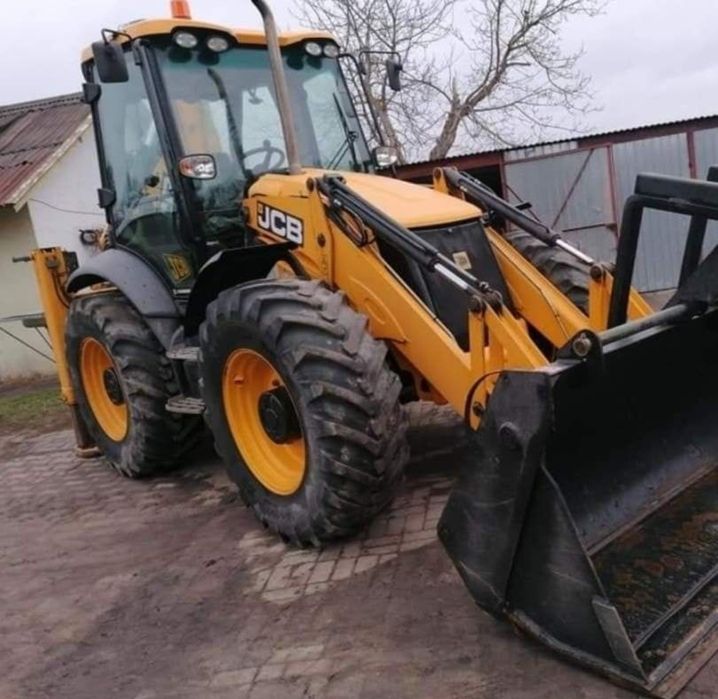 Usługi koparko-ładowarką/koparką kołową