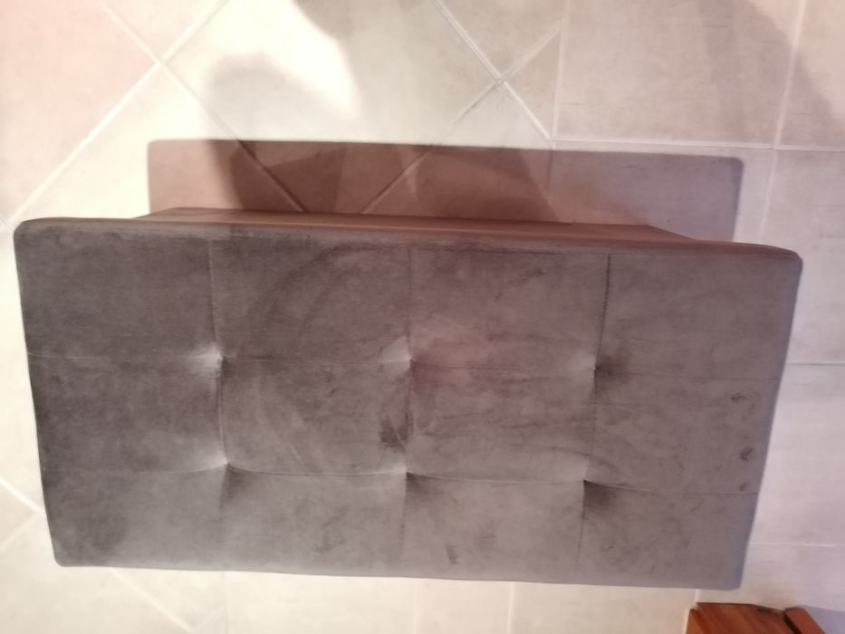 Banqueta com arrumação