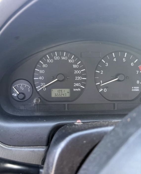 Mitsubishi carisma GTX 1.6
