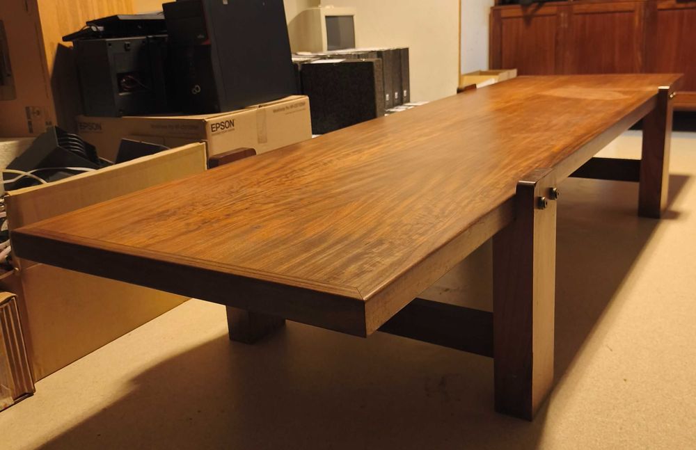 Mesa madeira maciça baixa