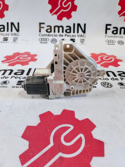 Motor Vidro Trás Direito AUDI A4 B8
