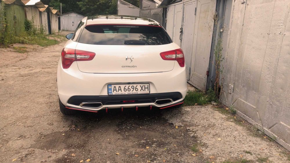 DS 5 Citroen 2012