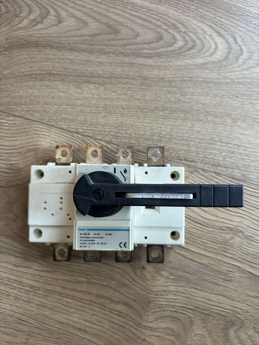 Interruptor de corte aparente haeger  4P 125A