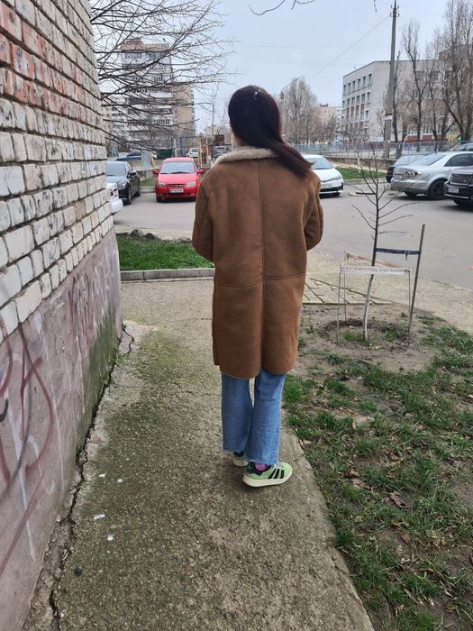 Красивенная дубленка mango