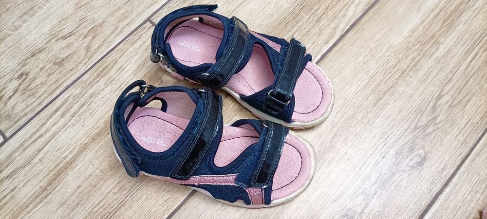 Sandały dla dziewczynki rozmiar 28, 29