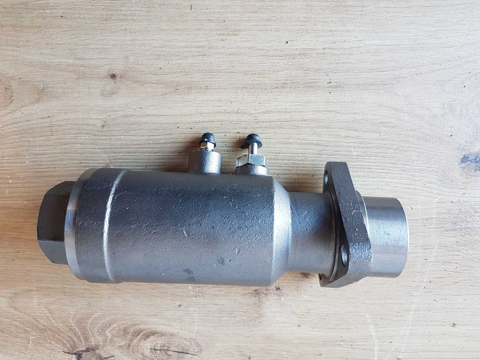 Pompa hamulcowa ładowarka FADROMA Ł34 Ł534