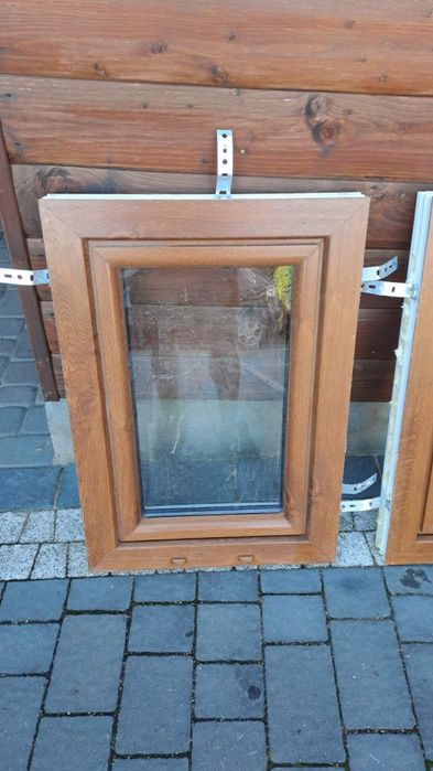 Używane okno plastikowe 75x125
