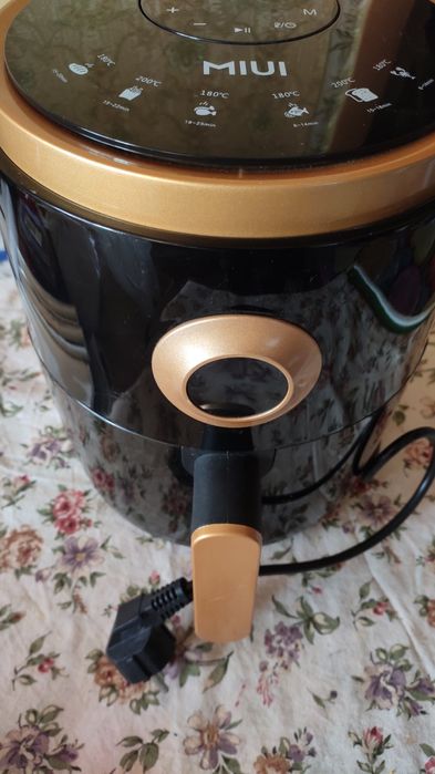 Аерофрітюрниця, фрітюр