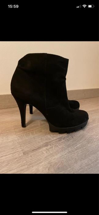 Botki zamszowe Tamaris  r. 38/24