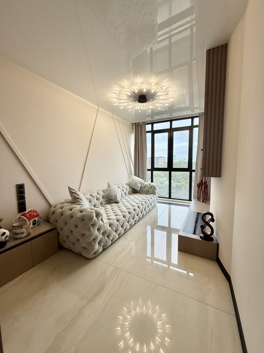 Продається 2к квар сучасна з ЛЮКС ремонтом повна комплектація. Ірпінь