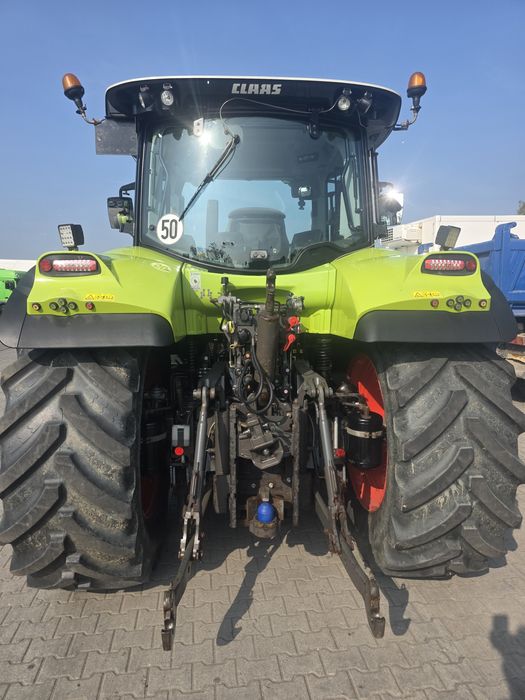 Ciągnik rolniczy Claas Arion 650 z Niemiec CMATIC