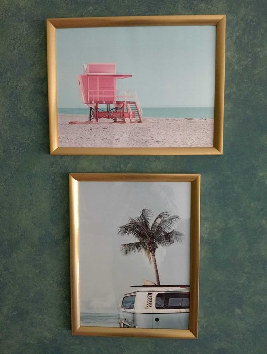 Golden frames with images64551778515713120