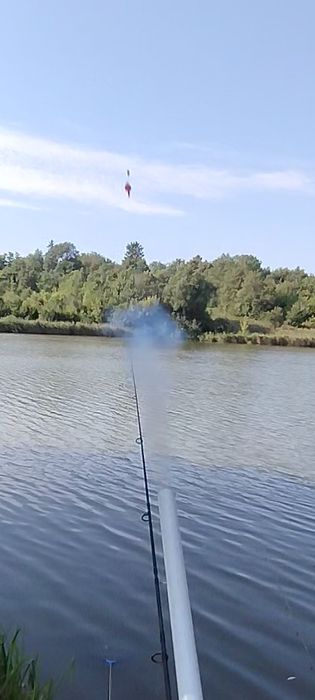 * Пневмопушка для риболовлі  - точний і дальній заброс принади.