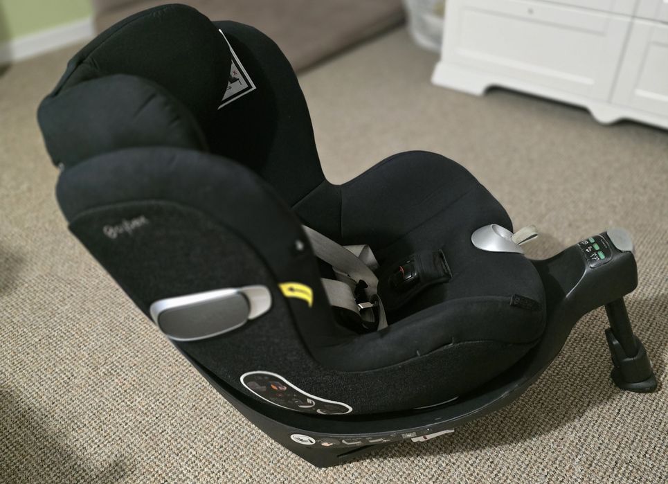 Cybex Sirona Zi-Size fotelik i baza