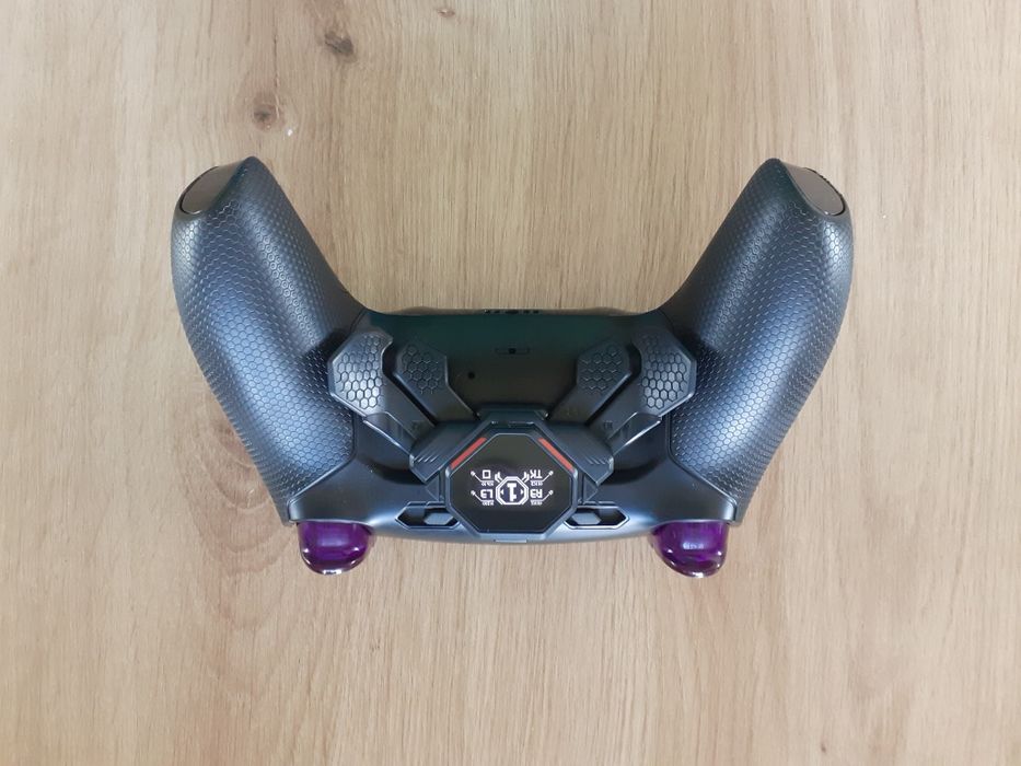 Pad PS5 dualsense,  analogi TMR favor union,  extremerate Spark, custom
