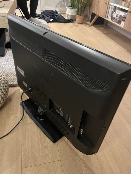 Telewizor 32 cali LG  32LD450