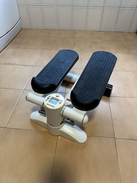 Used Exercise Bike461828407501803520